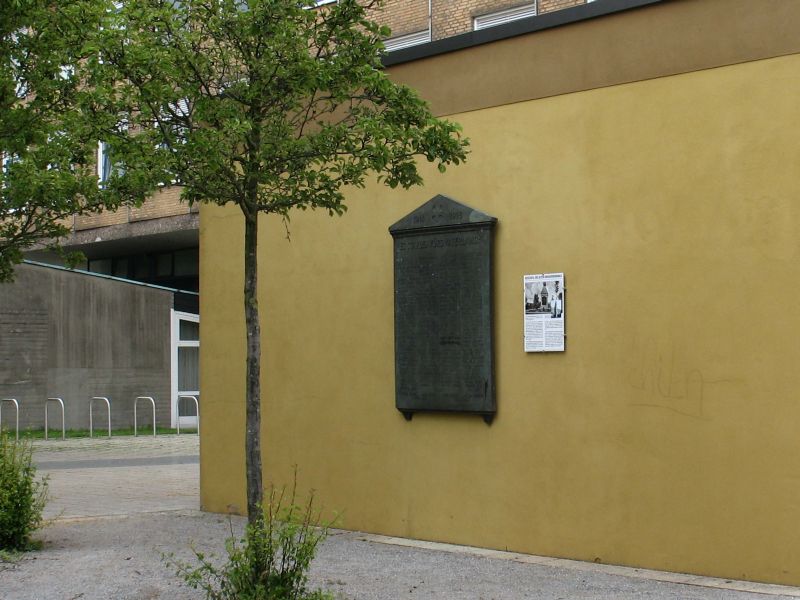 gedenktafel2014